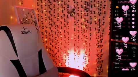 Lina online show from 04.08.26