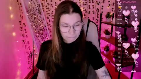 Lina online show from 04.20.26