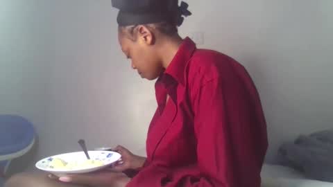 linahusu online show from 11.22.25