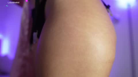 Lincy Rios  online show from 10.08.25