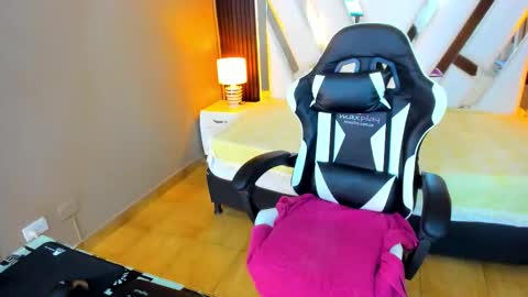  Linda  online show from 11.01.25