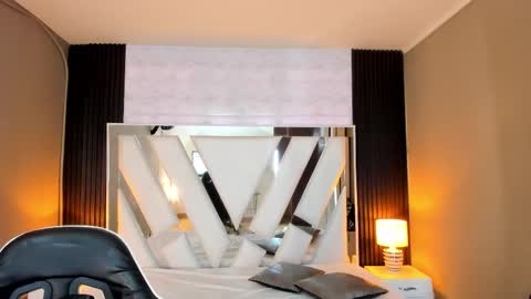  Linda  online show from 01.17.26