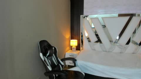  Linda  online show from 04.20.26