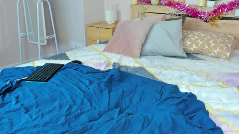 Snapshot of linda_jonys chatting on 03.21.26 Linda online show from 03.21.26