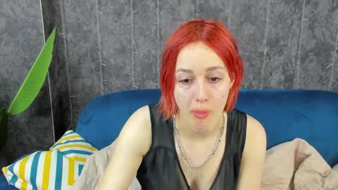 Snapshot of linda_jonys chatting on 04.08.26 Linda online show from 04.08.26