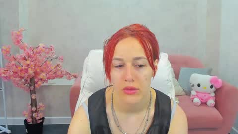 Snapshot of linda_jonys chatting on 04.16.26 Linda online show from 04.16.26