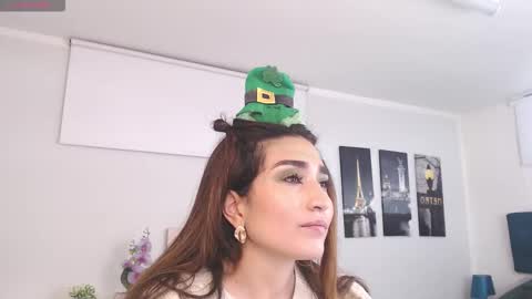 Maria Paula online show from 03.17.26