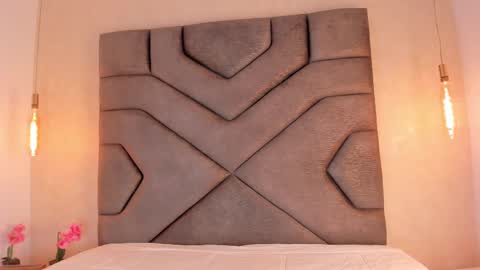 Linda Saenz online show from 03.06.25