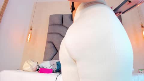 Linda Saenz online show from 01.15.26