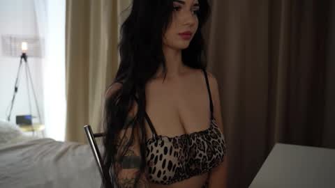 Call me Linda online show from 10.06.25