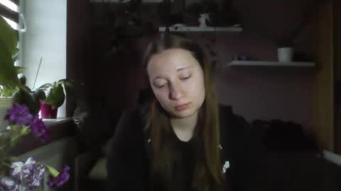 Snapshot of lindaamore chatting on 09.30.25 LindaAmore online show from 09.30.25