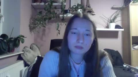 Snapshot of lindaamore chatting on 10.14.25 LindaAmore online show from 10.14.25