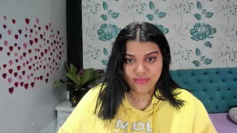    online show from 02.04.25