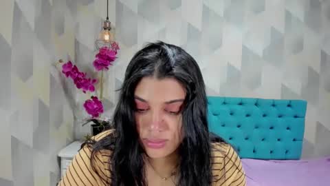    online show from 10.11.25