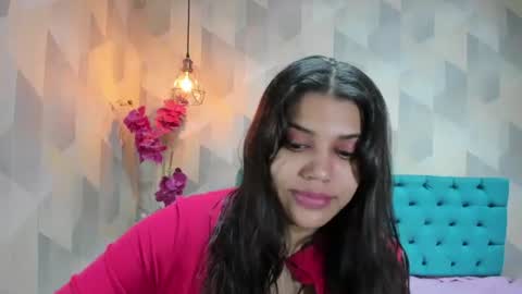 Snapshot of lindabreexlove chatting on 06.19.26 online show from 06.19.26