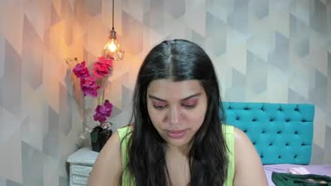 Snapshot of lindabreexlove chatting on 06.21.26 online show from 06.21.26
