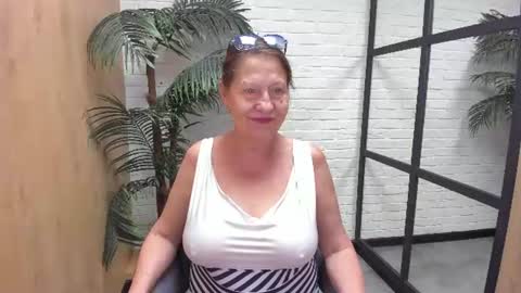 Linda online show from 07.14.26