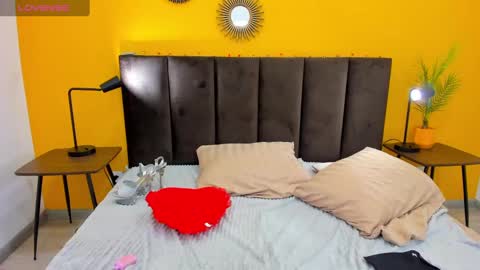 Linda online show from 02.13.25