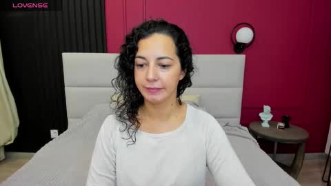 Linda online show from 10.13.25