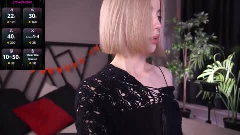 your Linda is back online show from 09.15.25