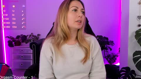 Linda  --  online show from 01.07.25