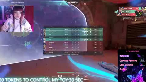 Snapshot of linddamortt chatting on 10.18.25 CatalinaANIDEA online show from 10.18.25