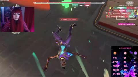 Snapshot of linddamortt chatting on 10.30.25 CatalinaANIDEA online show from 10.30.25