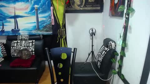 lindsey_2023 online show from 02.28.25