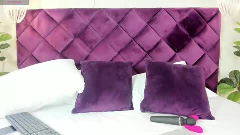 LINDA online show from 11.21.25