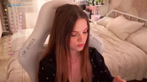 Snapshot of linesssssa chatting on 02.14.25 linesssssa online show from 02.14.25