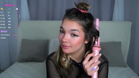 Kate online show from 09.23.25