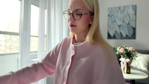 Emma online show from 04.30.26