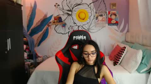 LinzyBaner online show from 02.18.25