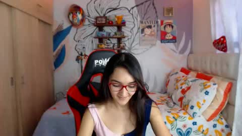 LinzyBaner online show from 03.19.26