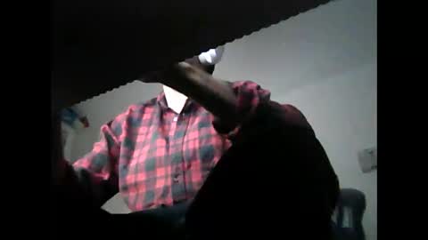 Snapshot of liongr69 chatting on 02.13.25 liongr69 online show from 02.13.25