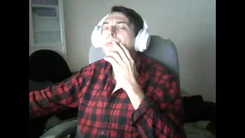 Snapshot of liongr69 chatting on 02.19.25 liongr69 online show from 02.19.25