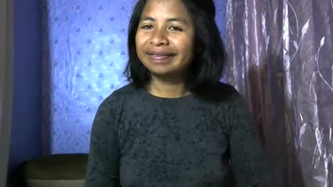 Snapshot of liora_selene chatting on 09.22.25 liora online show from 09.22.25