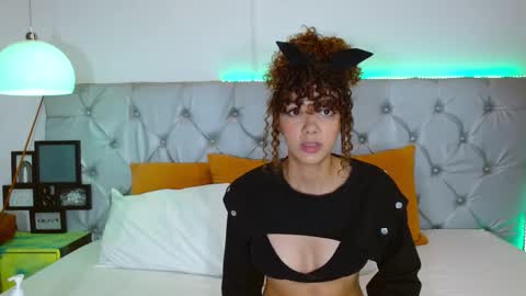 Snapshot of lioravelvetc chatting on 02.14.26 Eliza Moreau online show from 02.14.26