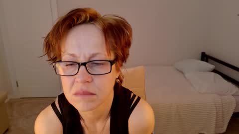 Liora Weiss online show from 03.21.26