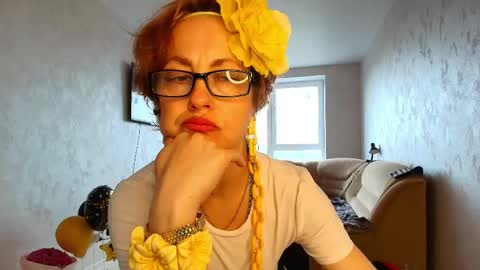 Liora Weiss online show from 05.13.26