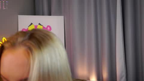 Amelia online show from 11.18.25