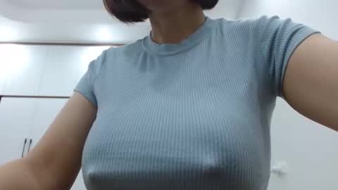 lisa_1011 online show from 02.17.26