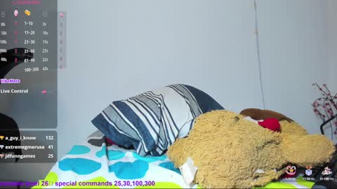 Lisa online show from 01.04.25