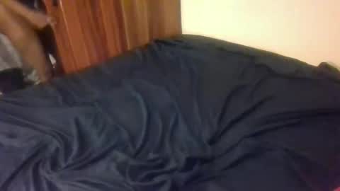 Snapshot of lisa_larry chatting on 02.04.25 lisa larry online show from 02.04.25