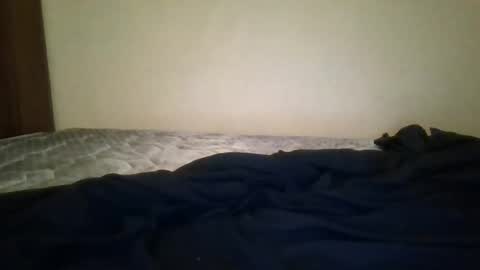 Snapshot of lisa_larry chatting on 02.04.25 lisa larry online show from 02.04.25