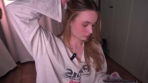 Elisabeth or Lisa online show from 03.14.26