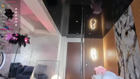 onlyfans-lisaakira instagram-lisaakira9  twitter-lisaakira4 online show from 04.20.26