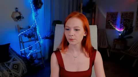 Snapshot of lisaaris chatting on 04.25.26 Lisa Aris online show from 04.25.26