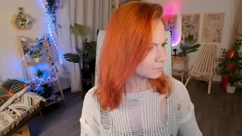 Snapshot of lisaaris chatting on 05.12.26 Lisa Aris online show from 05.12.26