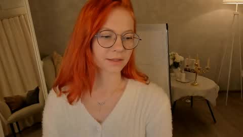 Snapshot of lisaaris chatting on 05.28.26 Lisa Aris online show from 05.28.26